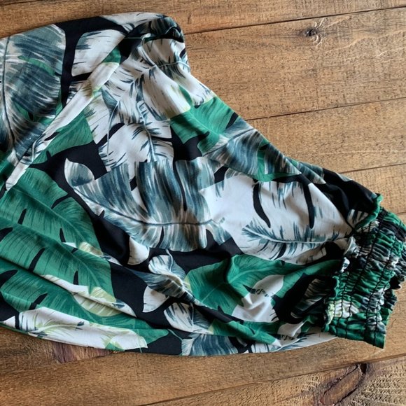 Flowy pants - Picture 2 of 8